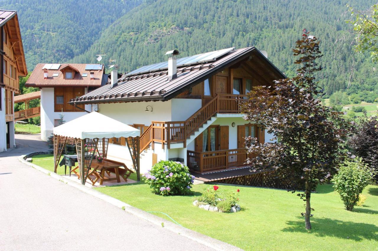 Villetta Val Di Sole Commezzadura Kültér fotó